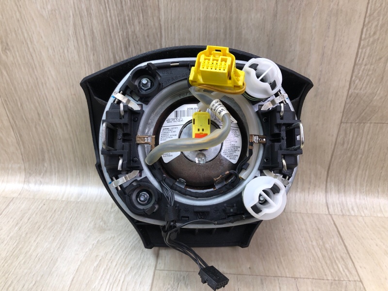 Подушка безопасности в руль JETTA USA 10-17