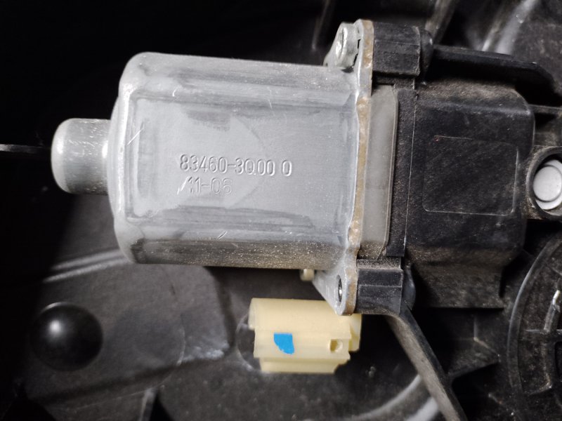 Стеклоподъемник задний правый SONATA YF 10-14 Стеклоподъемник задний правый SONATA YF 10-14