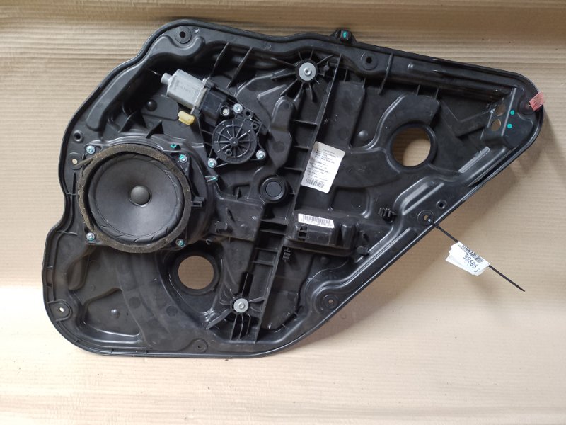 Стеклоподъемник задний правый HYUNDAI SONATA YF 10-14 83481-3Q000 Б/У