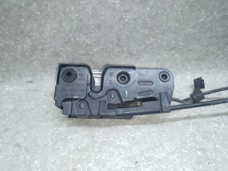 Замок капота AUDI A5 07-17 CALA 3.2L Замок капота AUDI A5 07-17 CALA 3.2L