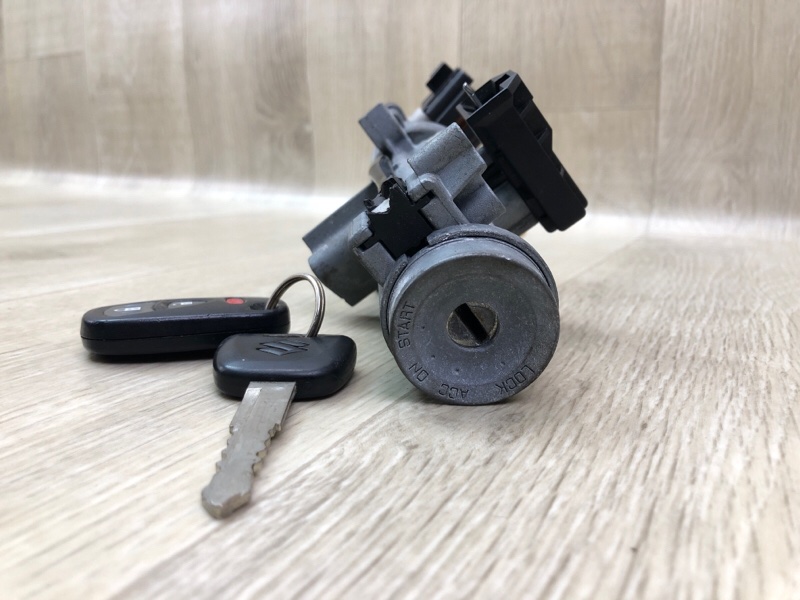 Замок зажигания SX4 06-13 2009 J20A Замок зажигания SX4 06-13 2009 J20A