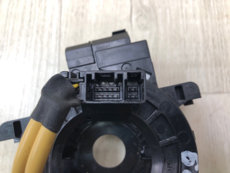 Шлейф Airbag VENZA 09-16 2013 3.5 2GR-FE Шлейф Airbag VENZA 09-16 2013 3.5 2GR-FE