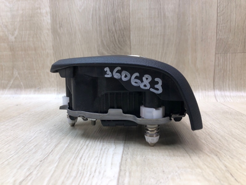 Подушка безопасности в руль TOYOTA VENZA 09-16 3.5 2GR-FE Подушка безопасности в руль TOYOTA VENZA 09-16 3.5 2GR-FE