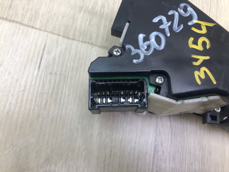 Подрулевой переключатель правый ROGUE 08-15 2010 2.5 QR25DE Подрулевой переключатель правый ROGUE 08-15 2010 2.5 QR25DE