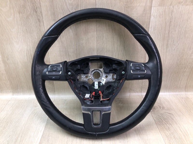 Руль VOLKSWAGEN TIGUAN 08-17 2012 2.0 CCTA 5K0419091BT Б/У