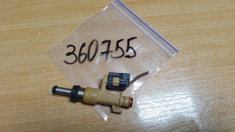 Форсунка топливная TOYOTA SEQUOIA 08-17 Б/У