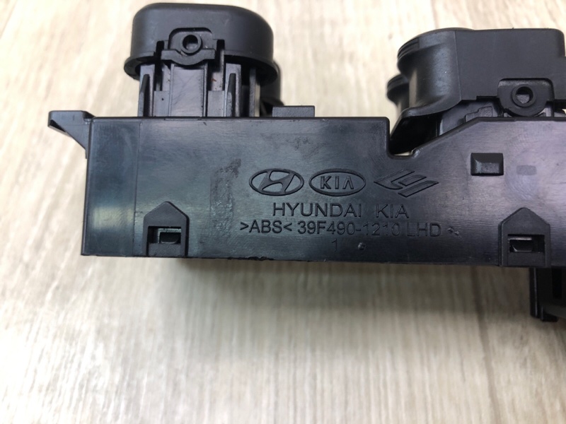 Блок управления стеклоподъемниками ACCENT RB 10- 1.6