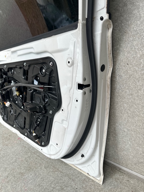 Дверь передняя правая SONATA YF 10-14 2011 2.4 G4KK Дверь передняя правая SONATA YF 10-14 2011 2.4 G4KK