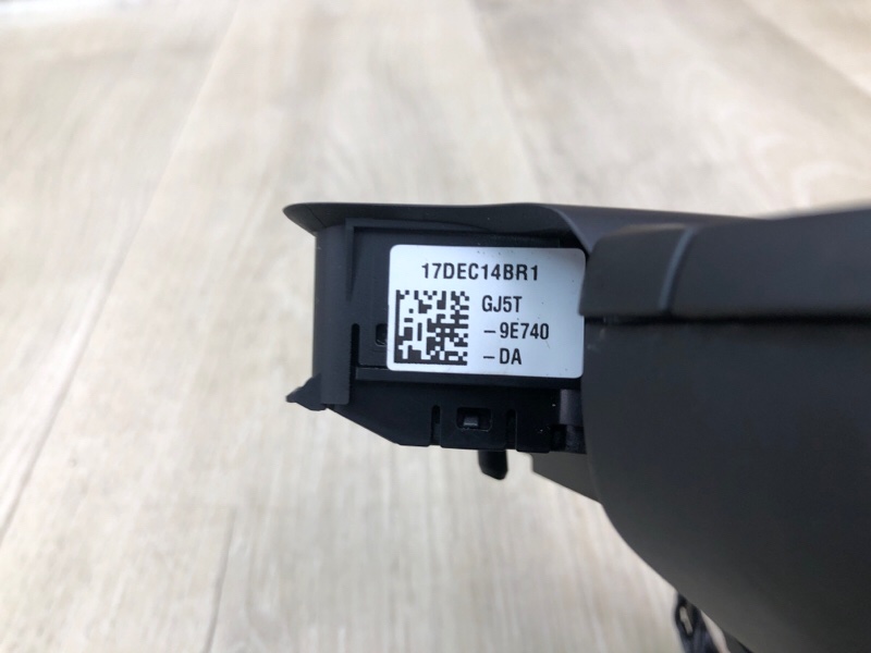 Кнопки на руль ESCAPE 12-19 2018 T15HDTX Кнопки на руль ESCAPE 12-19 2018 T15HDTX