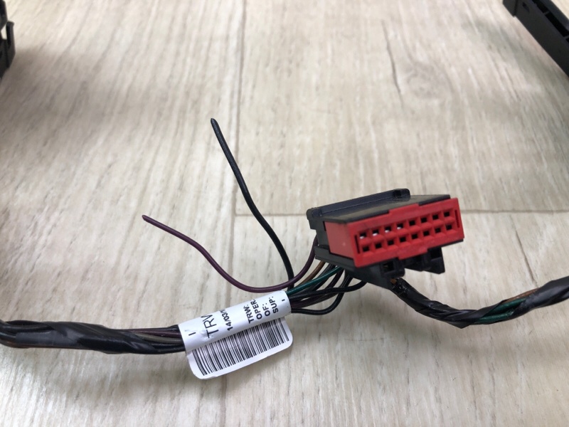 Кнопки на руль ESCAPE 12-19 2018 T15HDTX Кнопки на руль ESCAPE 12-19 2018 T15HDTX