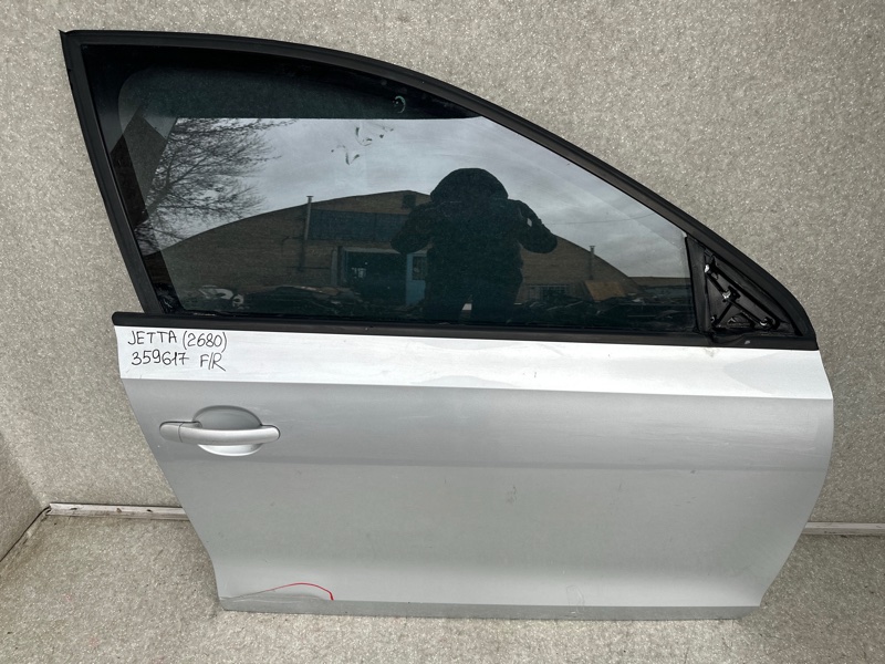 Дверь передняя правая JETTA USA 10-17 2010 CBTA 2.5L Дверь передняя правая JETTA USA 10-17 2010 CBTA 2.5L
