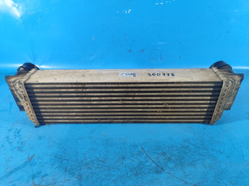 Запчасть радиатор интеркулера BMW 5 SERIES (F10) 11-13 17517577115 Б/У Радиатор интеркулера BMW 5 SERIES (F10) 11-13 17517577115 Б/У