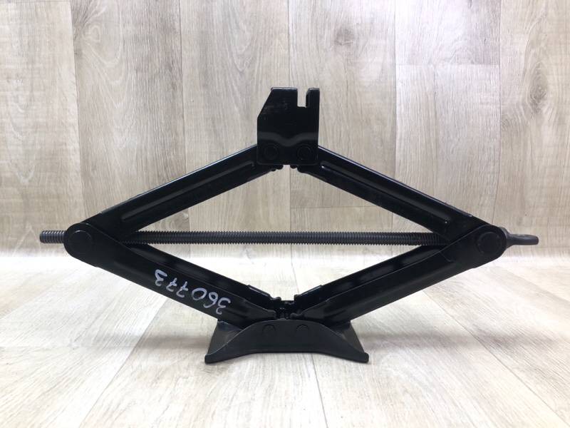 Запчасть домкрат NISSAN X-TRAIL/ROGUE T33 20- 2021 2.5 PR25DD 99550-7FR0A Б/У Домкрат NISSAN X-TRAIL/ROGUE T33 20- 2021 2.5 PR25DD 99550-7FR0A Б/У