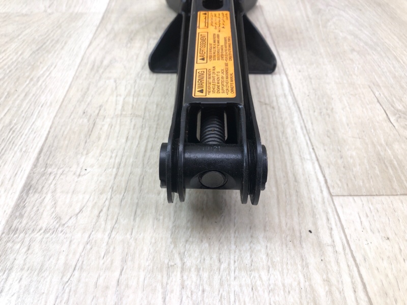 Домкрат X-TRAIL/ROGUE T33 20- 2021 2.5 PR25DD Домкрат X-TRAIL/ROGUE T33 20- 2021 2.5 PR25DD