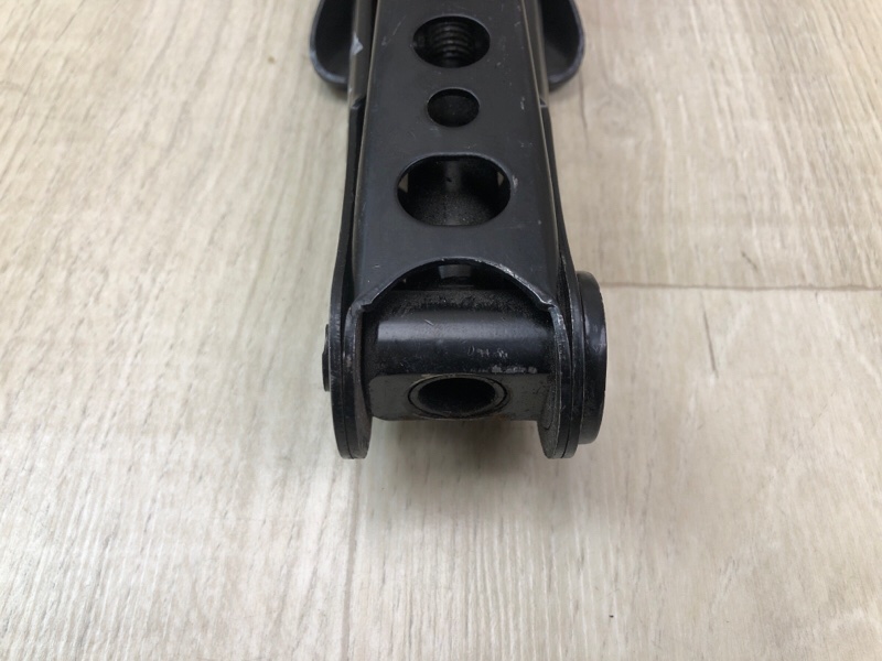 Домкрат MUSTANG 15- 2017 Кабриолет 3.7 C37PDED Домкрат MUSTANG 15- 2017 Кабриолет 3.7 C37PDED