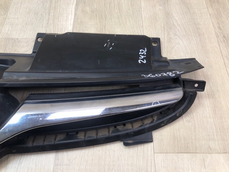 Решетка радиатора HYUNDAI ELANTRA MD 10-15 1.8 G4NB Решетка радиатора HYUNDAI ELANTRA MD 10-15 1.8 G4NB