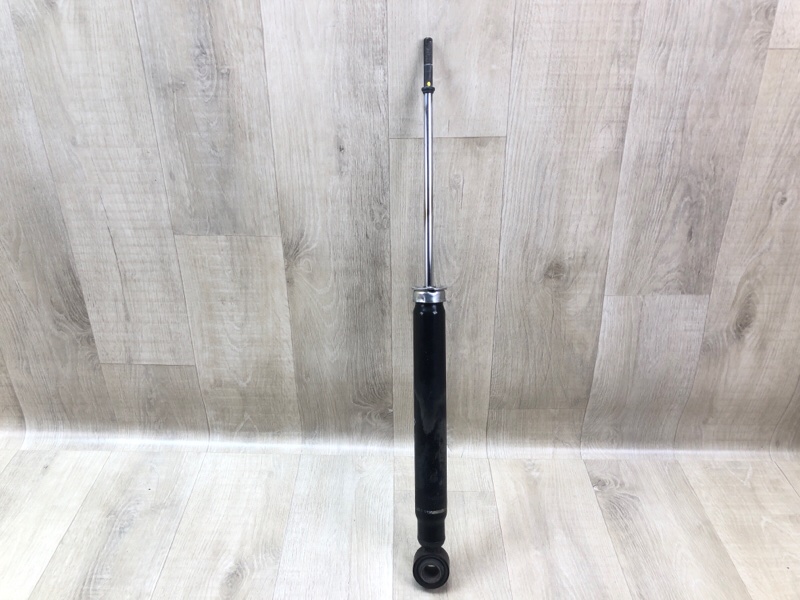 Амортизатор задний TOYOTA SIENNA 11-16 2014 3.5 2GR-FE 4853109860 Б/У