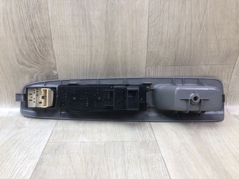 Блок управления стеклоподъемниками CAMRY 30 02-06 2002 3.0 1MZFE