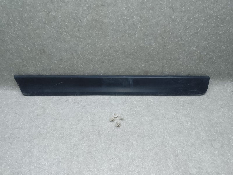 Молдинг двери задний левый NISSAN X-TRAIL/ROGUE T32 13-20 Б/У