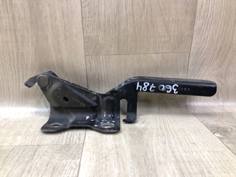 Петля капота правая PATHFINDER R52 12-21 2013 3.5 VQ35DE Петля капота правая PATHFINDER R52 12-21 2013 3.5 VQ35DE