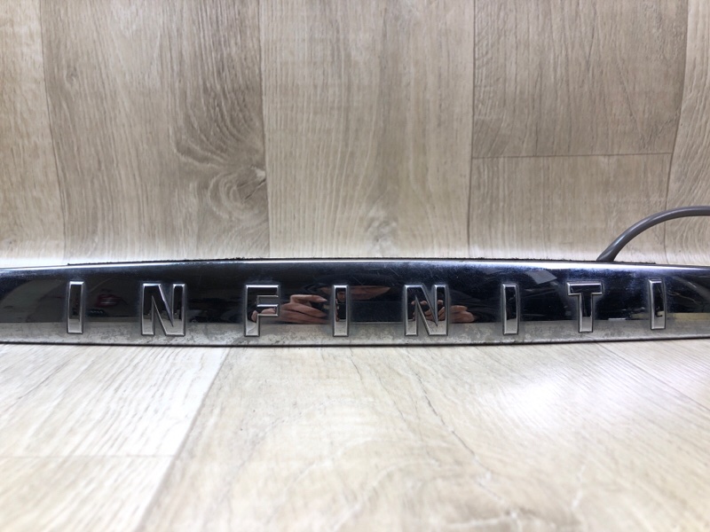 Накладка крышки багажника FX S50 03-08 2006 VK45DE Накладка крышки багажника FX S50 03-08 2006 VK45DE