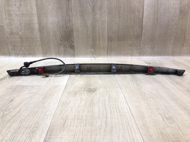 Накладка крышки багажника INFINITI FX S50 03-08 VK45DE Накладка крышки багажника INFINITI FX S50 03-08 VK45DE