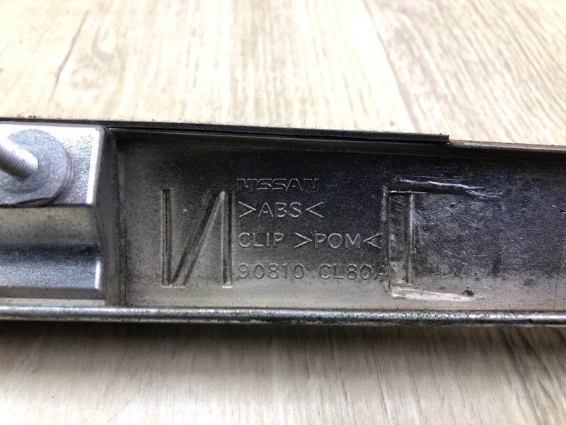 Накладка крышки багажника FX S50 03-08 2006 VK45DE Накладка крышки багажника FX S50 03-08 2006 VK45DE