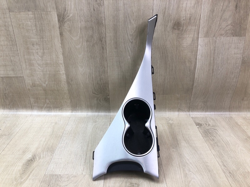 Запчасть подстаканник INFINITI Q50 15-20 969504GF0A Б/У Подстаканник INFINITI Q50 15-20 969504GF0A Б/У