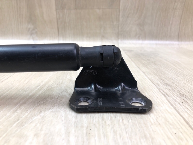 Амортизатор крышки багажника левый ESCAPE 12-19 2018 T15HDTX