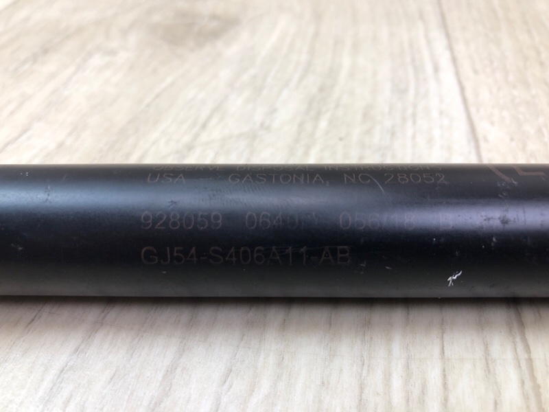 Амортизатор крышки багажника левый ESCAPE 12-19 2018 T15HDTX