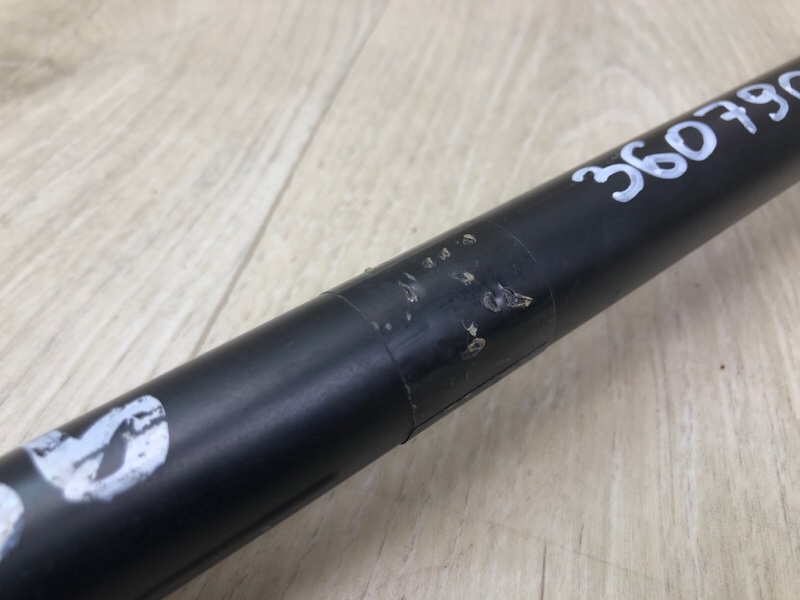 Амортизатор крышки багажника правый ESCAPE 12-19 2018 T15HDTX