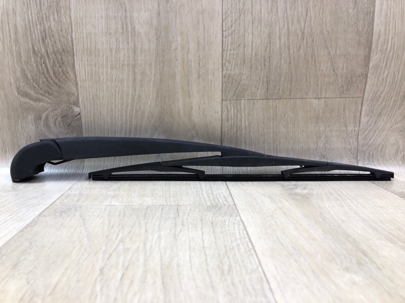 Поводок стеклоочистителя задний FX S50 03-08 2006 VK45DE