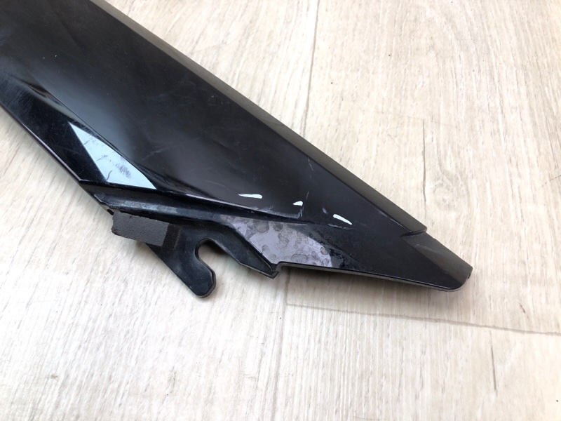 Накладка стойки лобового стекла правая X-TRAIL/ROGUE T33 20- 2021 2.5 PR25DD Накладка стойки лобового стекла правая X-TRAIL/ROGUE T33 20- 2021 2.5 PR25DD