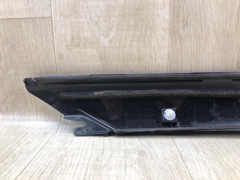 Накладка стойки лобового стекла правая X-TRAIL/ROGUE T33 20- 2021 2.5 PR25DD Накладка стойки лобового стекла правая X-TRAIL/ROGUE T33 20- 2021 2.5 PR25DD