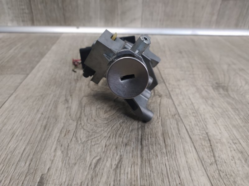 Замок зажигания JEEP PATRIOT 10-17 MK74 2.4 ED3 Замок зажигания JEEP PATRIOT 10-17 MK74 2.4 ED3