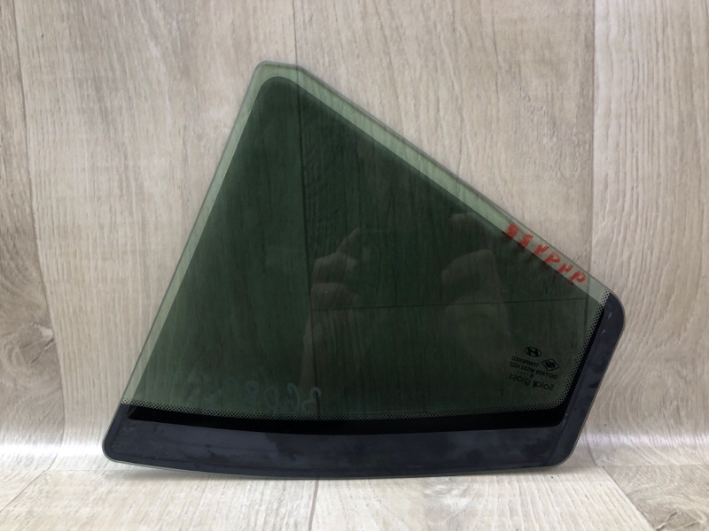 Стекло двери глухое заднее правое ELANTRA AD 16- 2016 2.0 G4NH