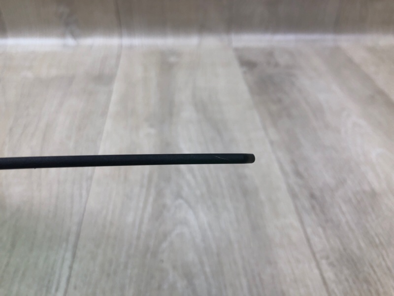 Стекло двери глухое заднее правое KIA RIO FB 17- 1.6 G4FM Стекло двери глухое заднее правое KIA RIO FB 17- 1.6 G4FM