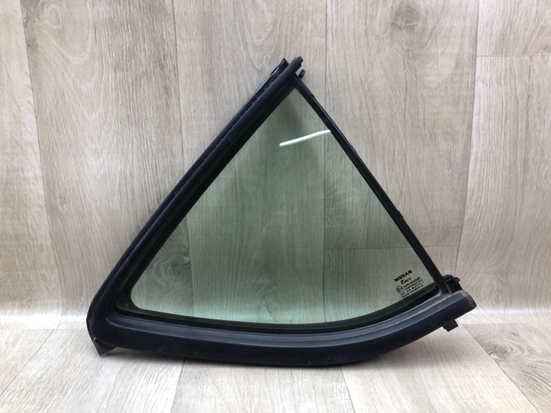 Стекло двери глухое заднее правое NISSAN VERSA B17 11-19 2017 1.6 HR16DE 822623BA0A Б/У