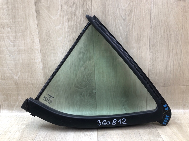 Стекло двери глухое заднее правое VERSA B17 11-19 2015 1.6 HR16DE