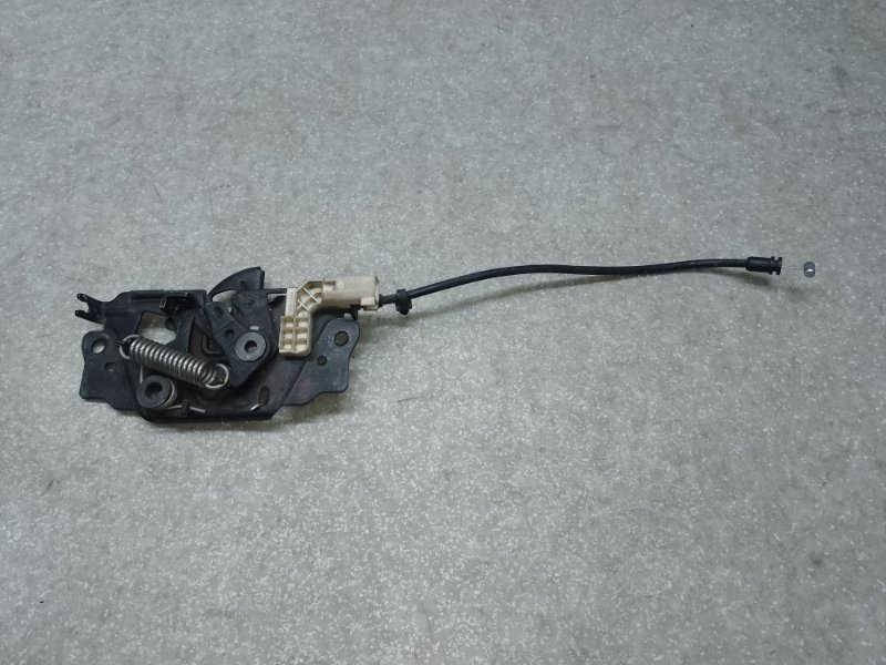 Запчасть замок капота FORD ESCAPE 12-19 2014 T16HDTX CV6Z-16700-A Б/У Замок капота FORD ESCAPE 12-19 2014 T16HDTX CV6Z-16700-A Б/У