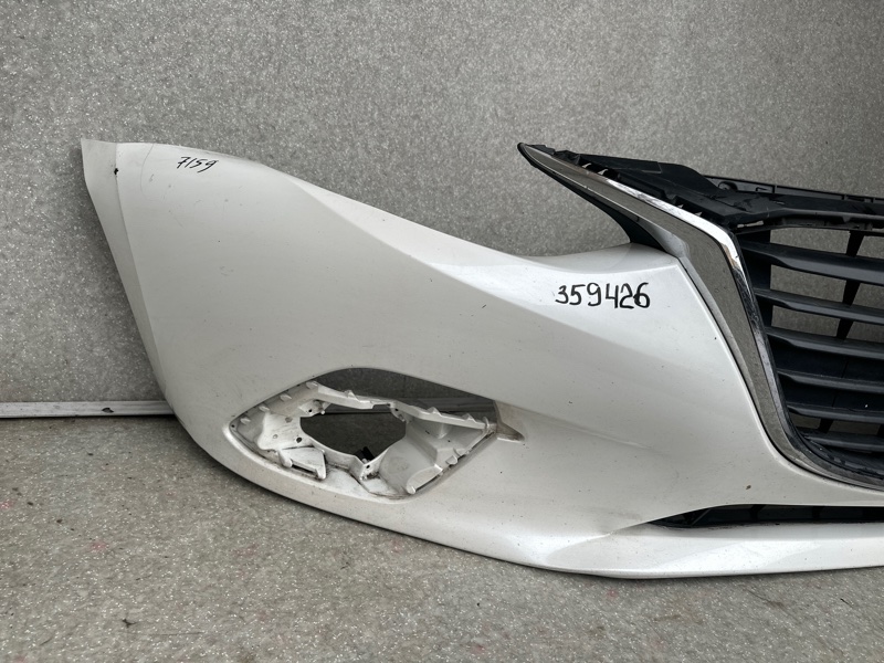 Бампер передний 3 BM 13-19 2015 HATCHBACK 2.0L 4 Бампер передний 3 BM 13-19 2015 HATCHBACK 2.0L 4