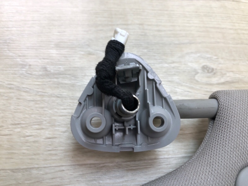 Козырек солнцезащитный левый SIENNA 11-16 2014 3.5 2GR-FE