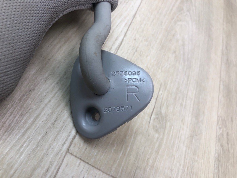 Козырек солнцезащитный правый SIENNA 11-16 2014 3.5 2GR-FE