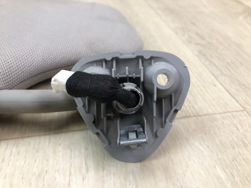 Козырек солнцезащитный правый SIENNA 11-16 2014 3.5 2GR-FE