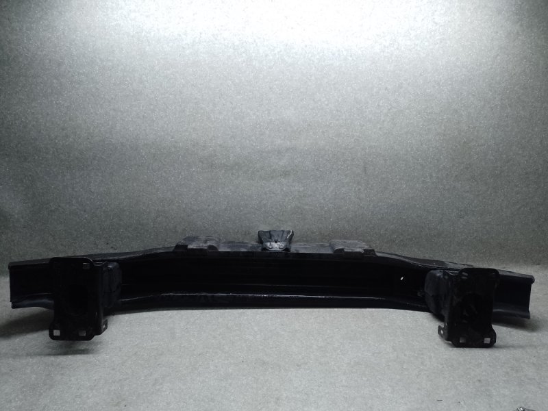 Усилитель переднего бампера JETTA USA 10-17 2010 CBTA 2.5L