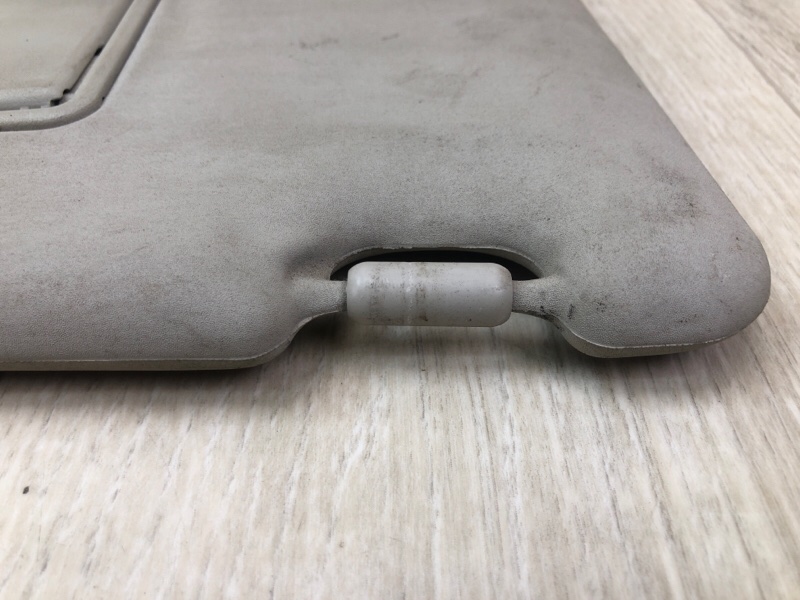 Козырек солнцезащитный правый ROGUE 08-15 2010 2.5 QR25DE