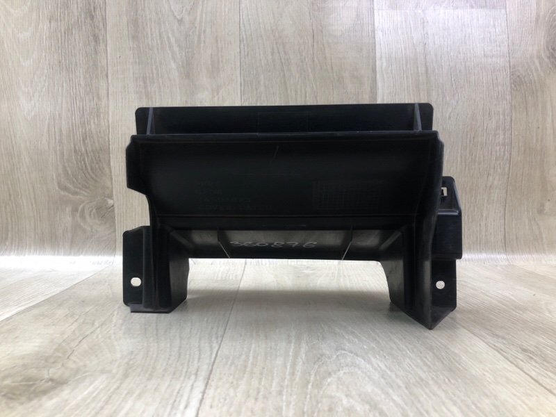 Накладка замка капота MITSUBISHI OUTLANDER GF 12- 2.4 4J12 Накладка замка капота MITSUBISHI OUTLANDER GF 12- 2.4 4J12