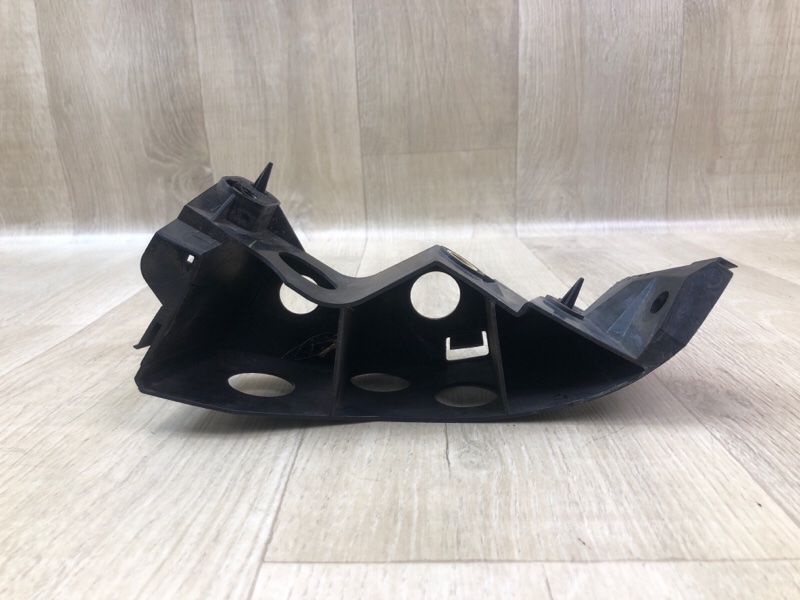 Кронштейн заднего бампера левый OUTBACK 09-14 BR 2010 2.5 EJ253