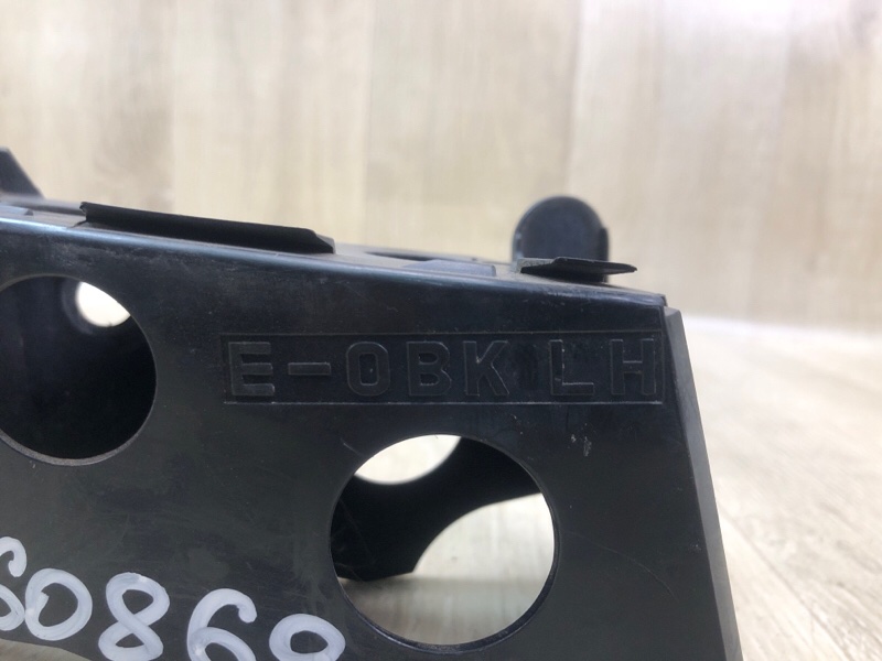 Кронштейн заднего бампера левый OUTBACK 09-14 BR 2010 2.5 EJ253