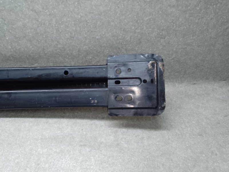 Усилитель переднего бампера CAMRY 40 06-11 2010 2.5 2ARFE